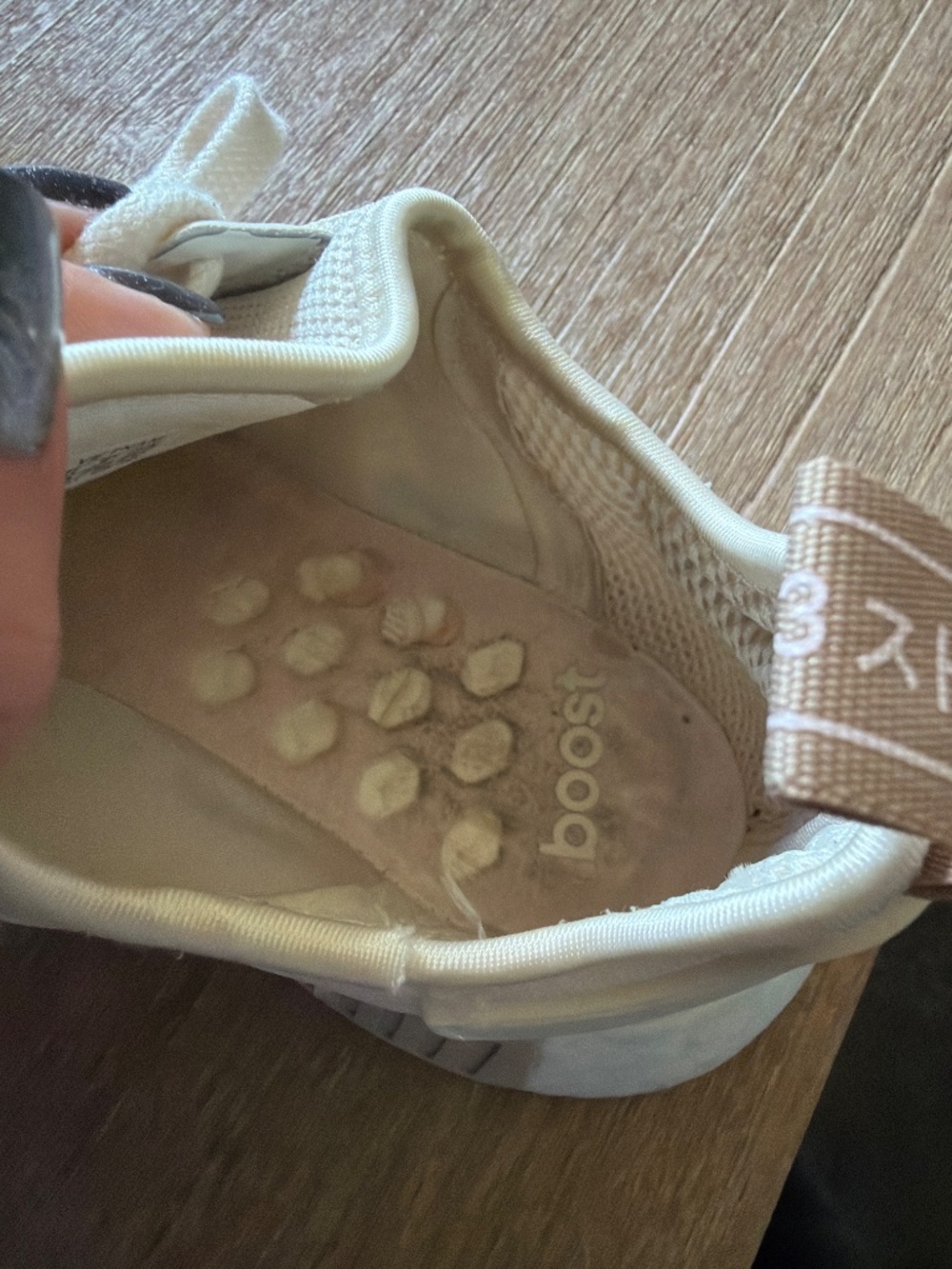 Adidas shoes - Picture 4 of 4